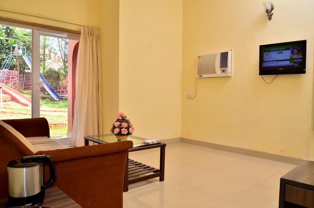 The Byke Old Anchor Beach Resort & Spa Cavelossim Bagian luar foto