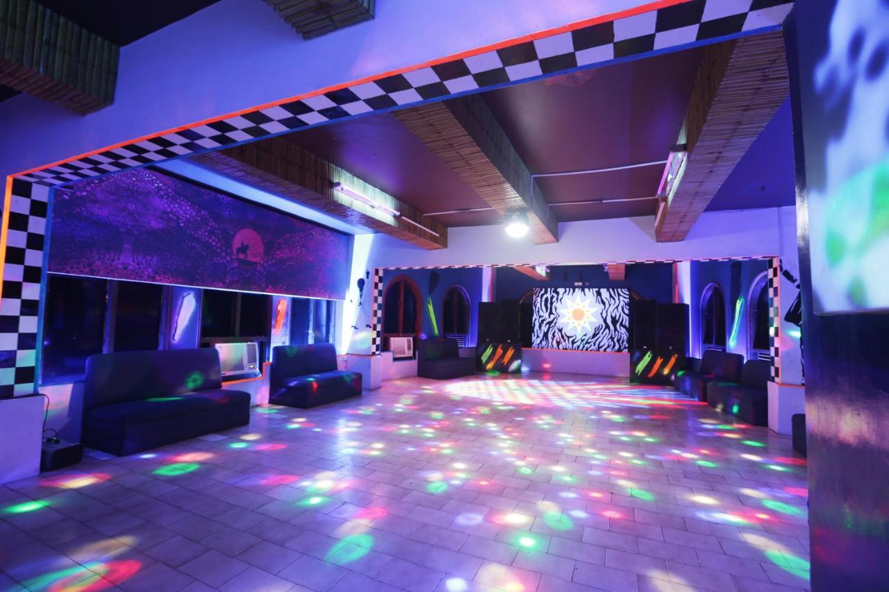 The Byke Old Anchor Beach Resort & Spa Cavelossim Bagian luar foto